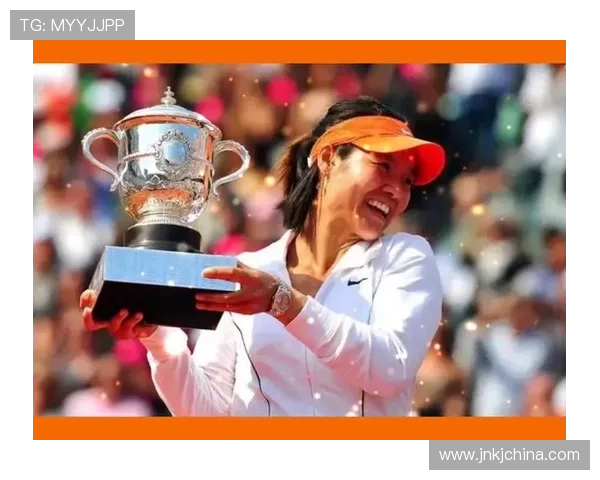 中国网球选手李娜重返赛场展现强劲状态 备战国际大满贯赛事