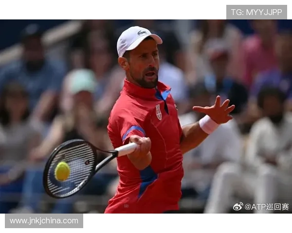 德约科维奇再创传奇豪取赛季第八冠年轻新星崛起网坛格局再生变