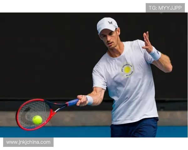 网球明星穆雷宣布参加即将到来的澳网赛事