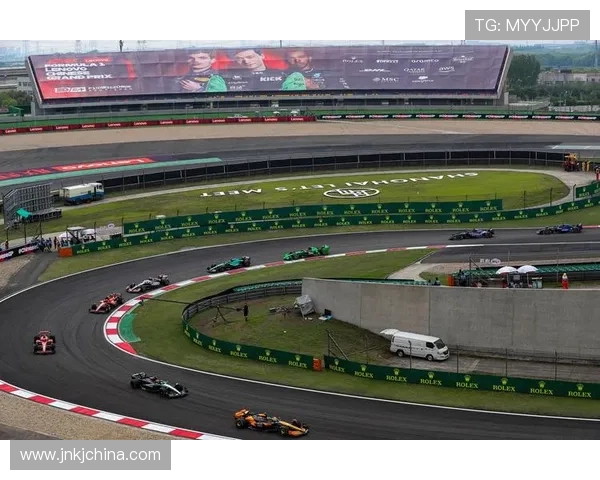 F1赛季迎来重大变革 新规则助力车队激烈竞争与技术革新