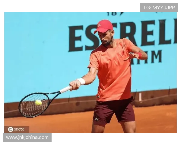 世界网坛赛季激战正酣新生代球员全面冲击顶级荣耀多项大师赛引发关注