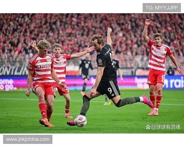 德甲新赛季争冠格局生变豪门补强青年崛起焦点战频现看点足