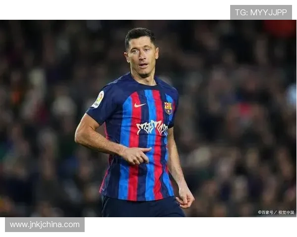 梅西加盟迈阿密国际队揭开新篇章 国际足坛迎来重大变革