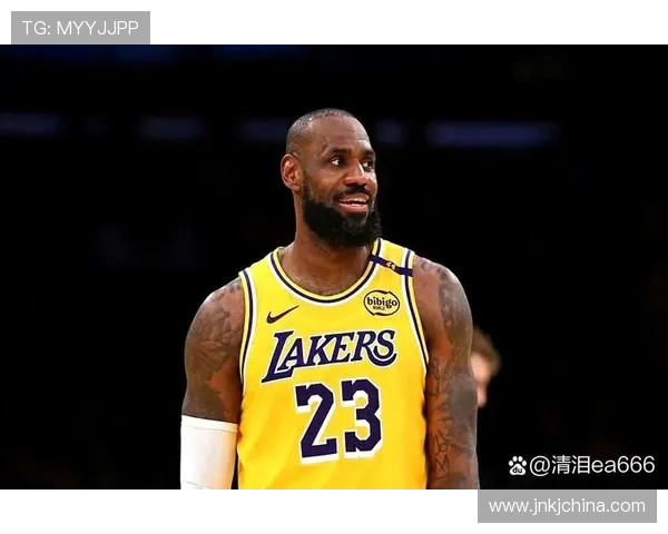 詹姆斯领衔湖人鏖战勇士西部格局再起波澜新赛季悬念升级总冠军之路