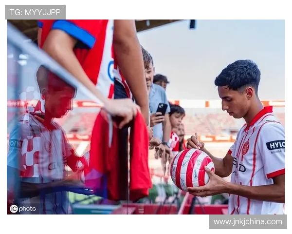 赫罗纳俱乐部崛起之路从西班牙小城到欧洲足坛新势力